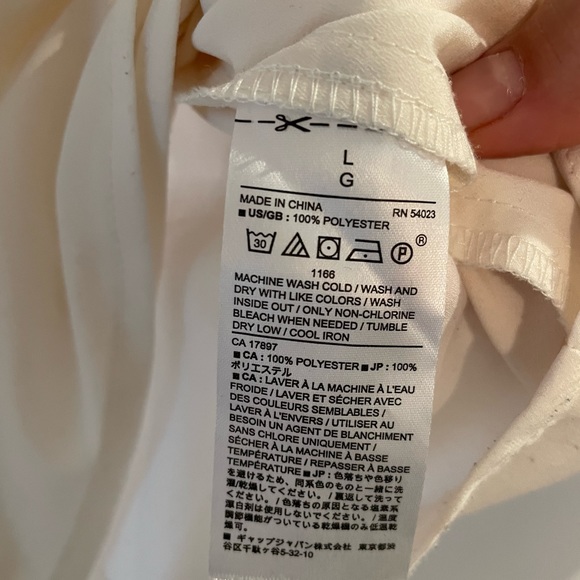 COPY - Flowy white cami - Banana Republic - Picture 3 of 3